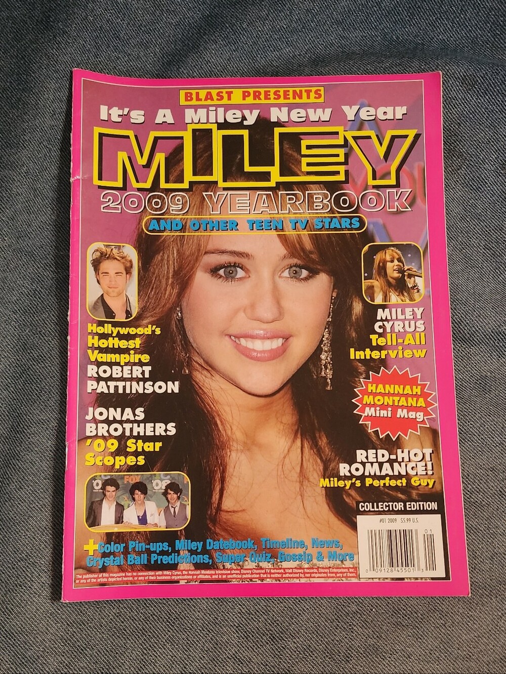 Miley Cyrus 2009 Magazine